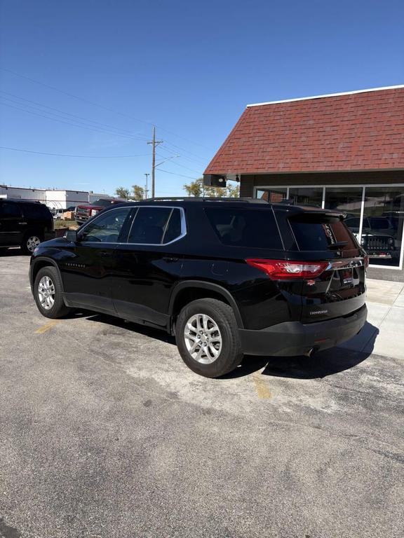 used 2021 Chevrolet Traverse car, priced at $18,811
