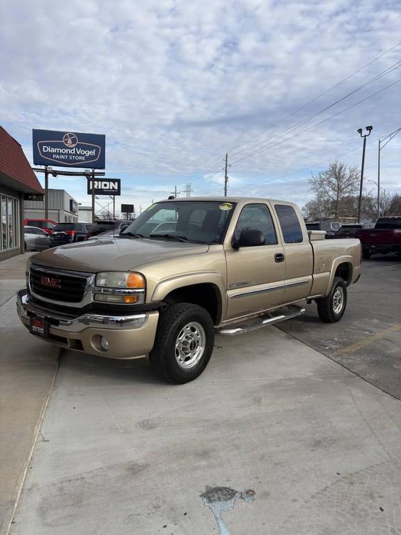 used 2004 GMC Sierra 2500 car, priced at $10,997