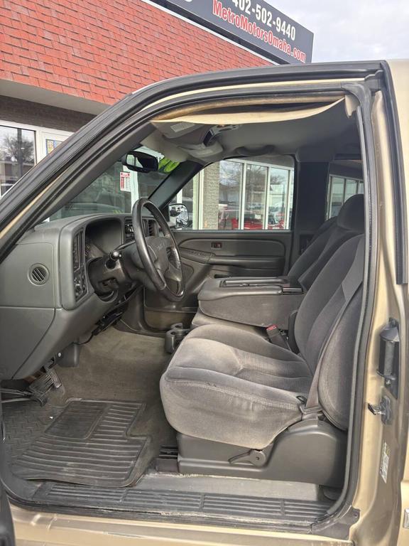 used 2004 GMC Sierra 2500 car, priced at $10,997