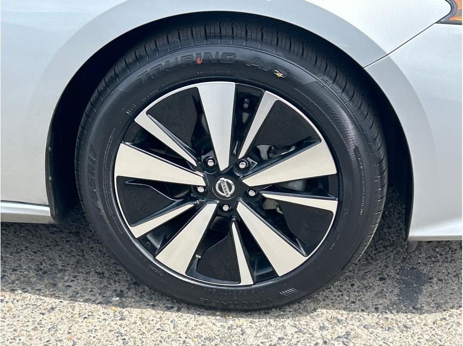 used 2022 Nissan Altima car, priced at $19,987