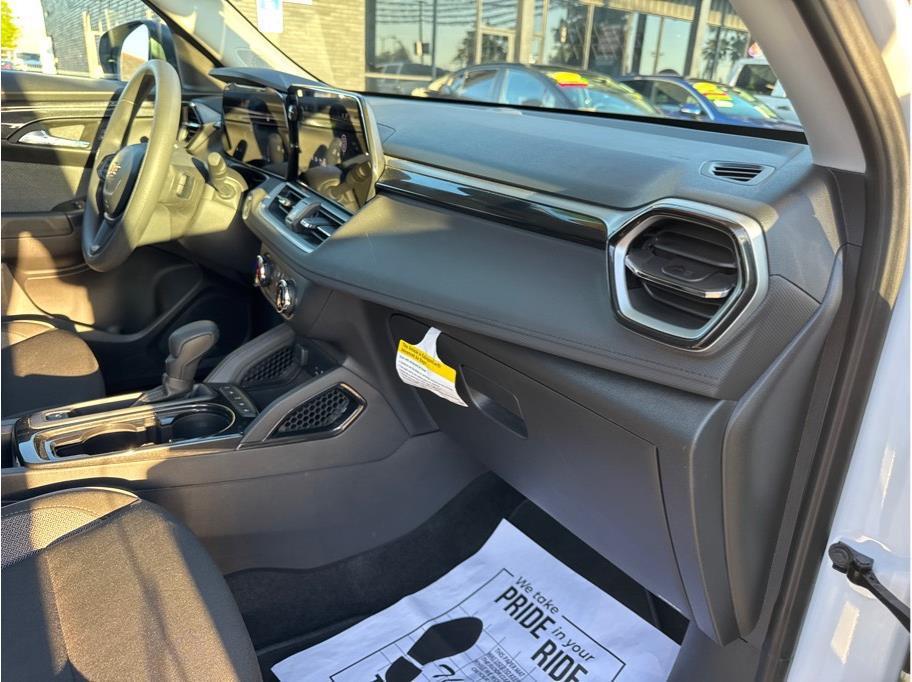 used 2025 Chevrolet TrailBlazer car, priced at $23,661