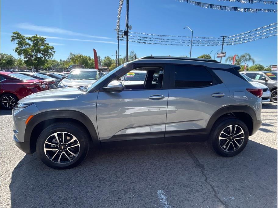 used 2025 Chevrolet TrailBlazer car, priced at $24,998