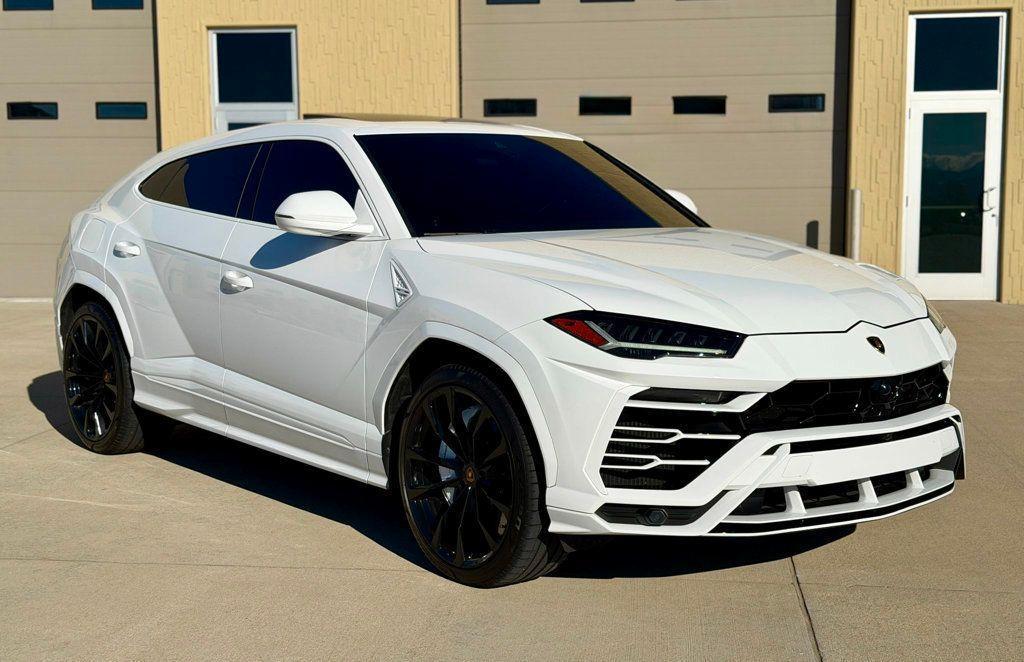 used 2021 Lamborghini Urus car, priced at $197,900