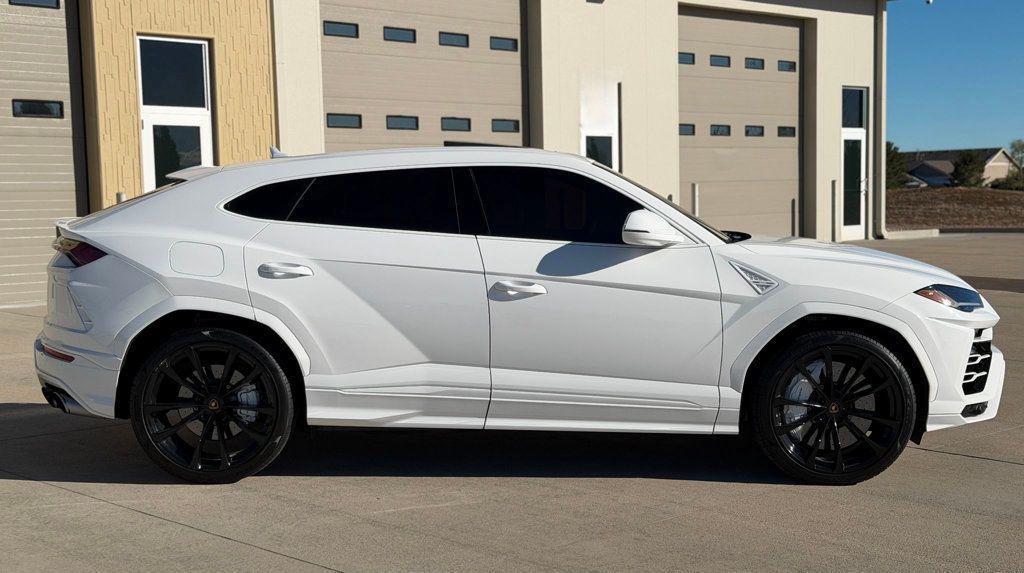 used 2021 Lamborghini Urus car, priced at $197,900