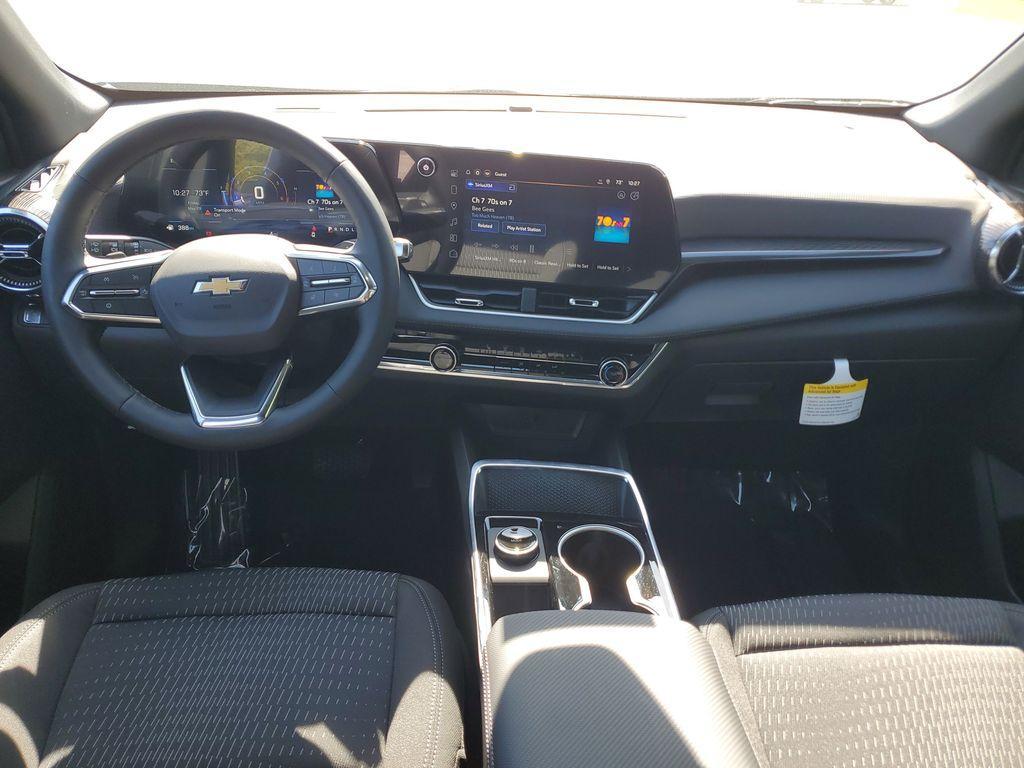 new 2026 Chevrolet Equinox car, priced at $30,074