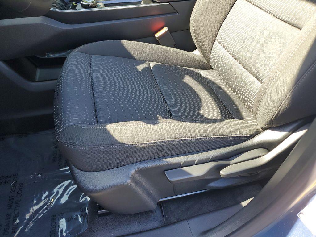 new 2026 Chevrolet Equinox car, priced at $30,074