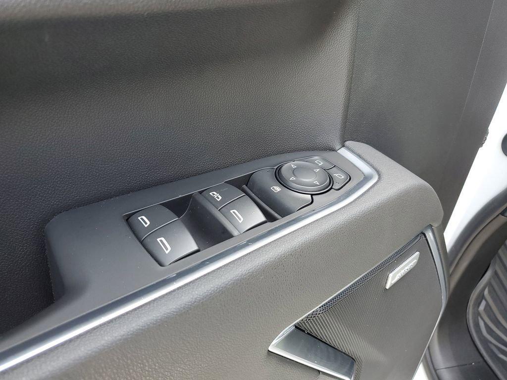 used 2025 Chevrolet Silverado 1500 car, priced at $50,304