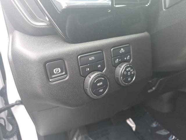 new 2025 Chevrolet Silverado 1500 car, priced at $50,995