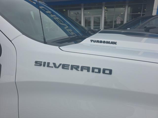 new 2025 Chevrolet Silverado 1500 car, priced at $50,995