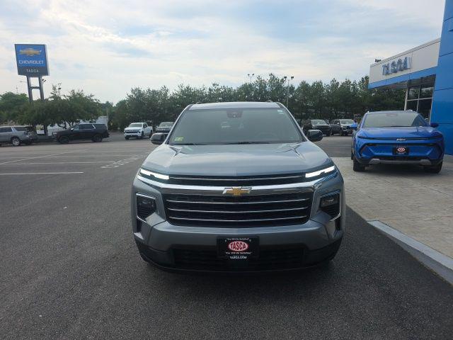 used 2025 Chevrolet Traverse car, priced at $39,299