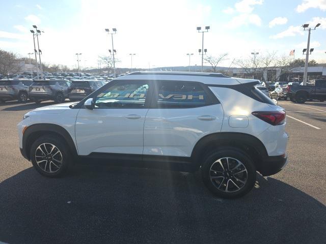 used 2025 Chevrolet TrailBlazer car, priced at $23,500