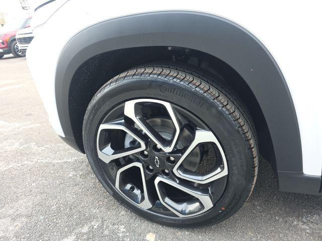 new 2026 Chevrolet Trax car, priced at $27,385