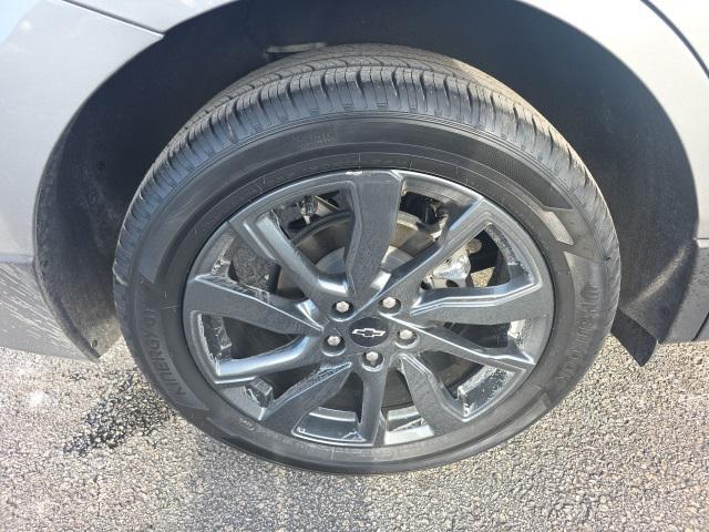 used 2023 Chevrolet Equinox car, priced at $24,000