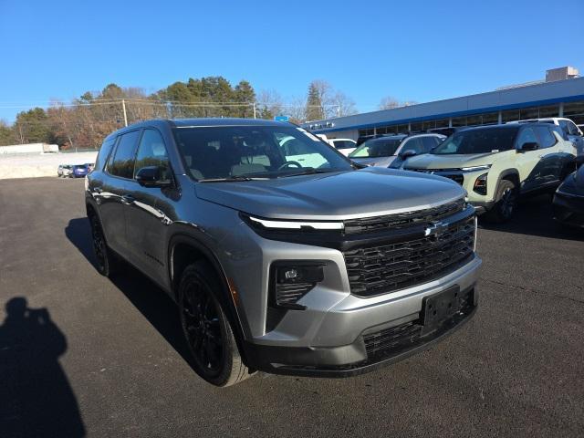 used 2024 Chevrolet Traverse car, priced at $33,900