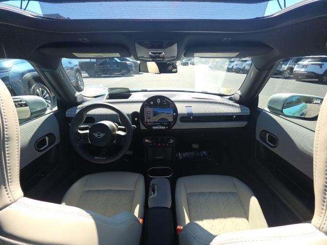 used 2025 MINI Hardtop car, priced at $31,900