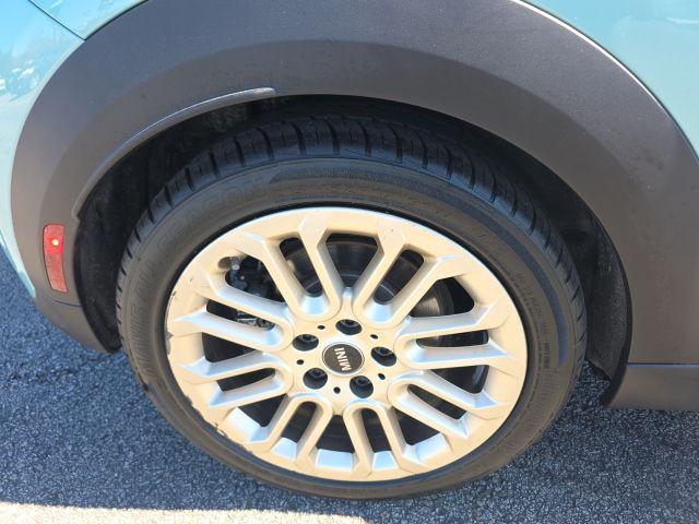 used 2025 MINI Hardtop car, priced at $31,900