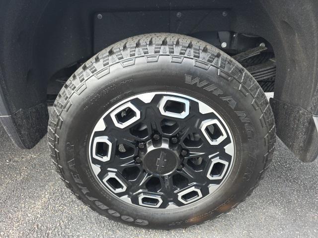 new 2025 Chevrolet Silverado 3500 car, priced at $88,000