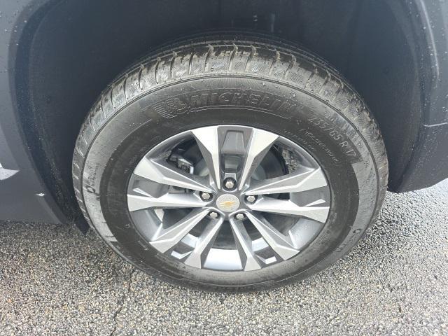 new 2026 Chevrolet Equinox car, priced at $34,490