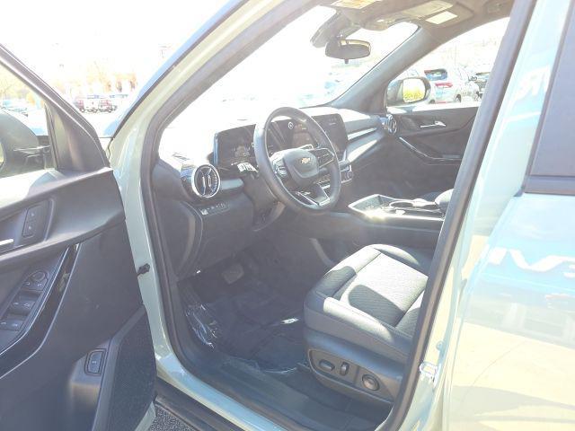 new 2026 Chevrolet Equinox car, priced at $33,000