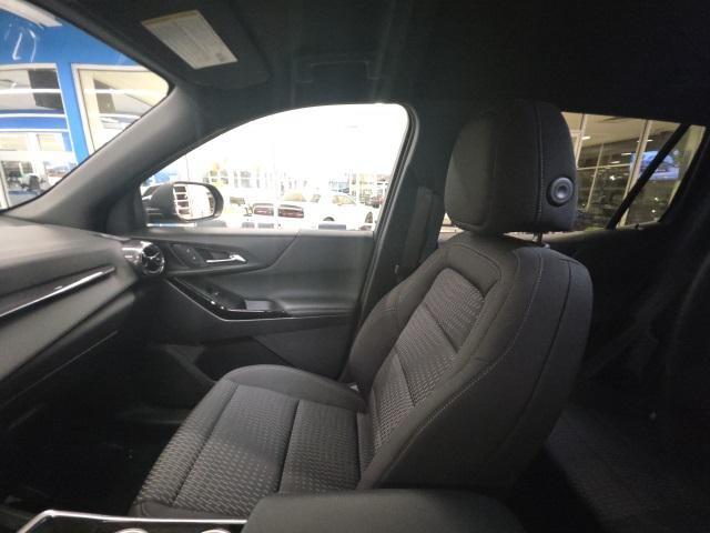 new 2025 Chevrolet Equinox car, priced at $32,000