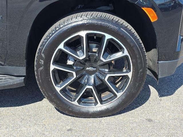used 2022 Chevrolet Suburban car, priced at $51,394