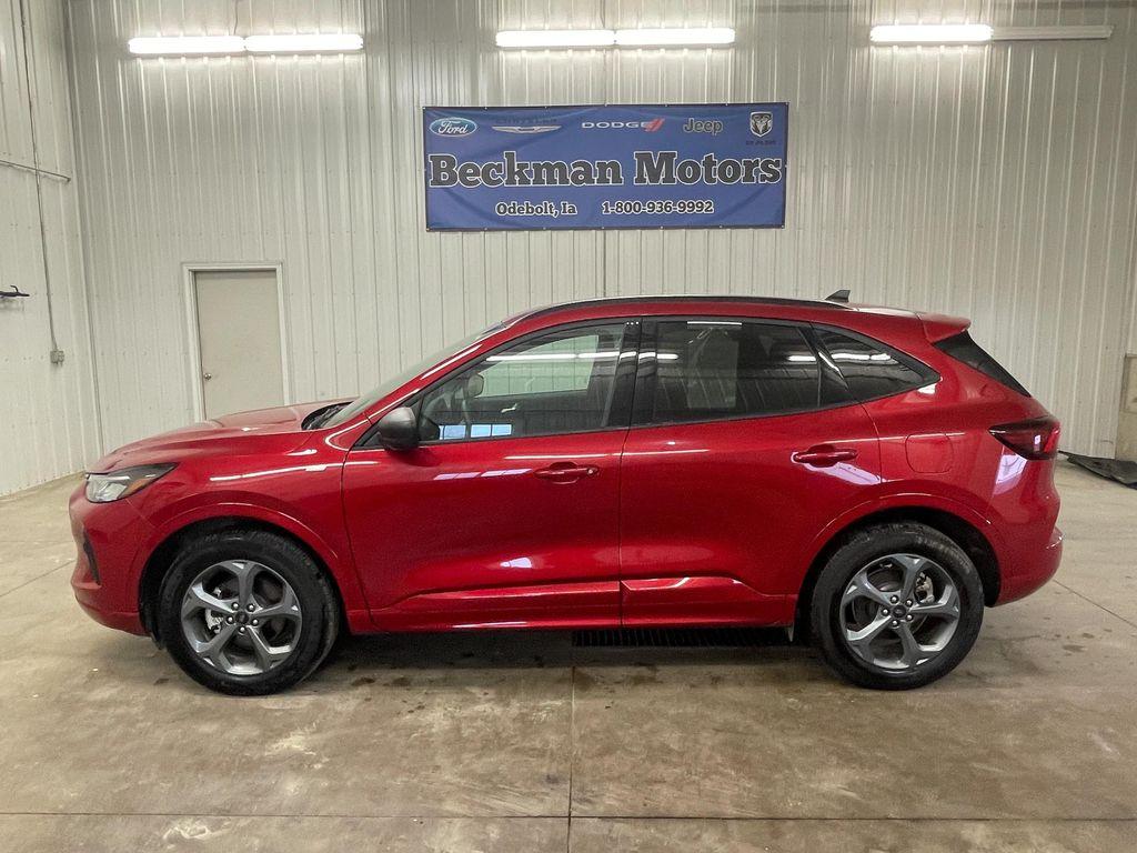 used 2024 Ford Escape car, priced at $26,900