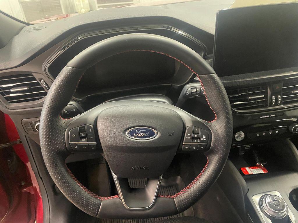 used 2024 Ford Escape car, priced at $26,900