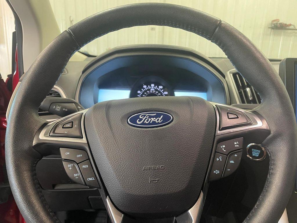 used 2024 Ford Edge car, priced at $30,900