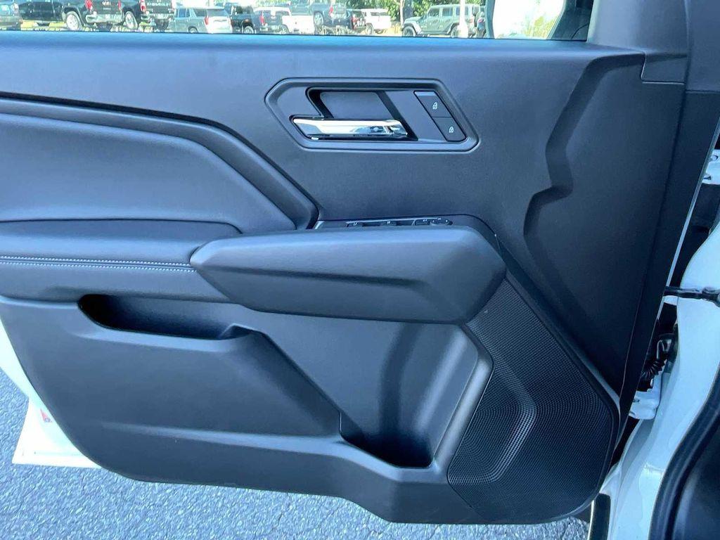 new 2025 GMC Canyon car, priced at $47,125