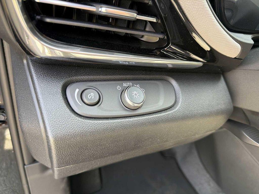 new 2026 Buick Envista car, priced at $32,885