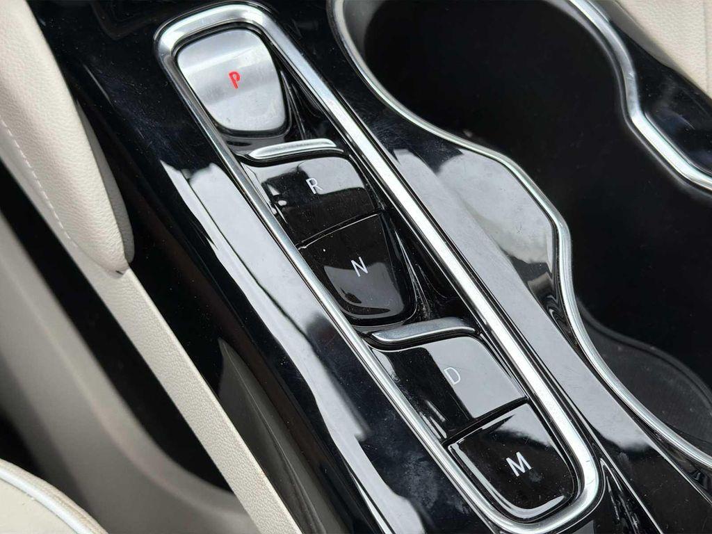 used 2022 Buick Envision car, priced at $30,832