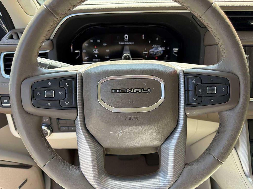 used 2024 GMC Yukon car, priced at $73,932