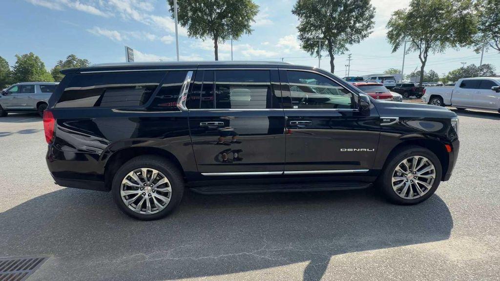 used 2023 GMC Yukon XL car, priced at $62,661