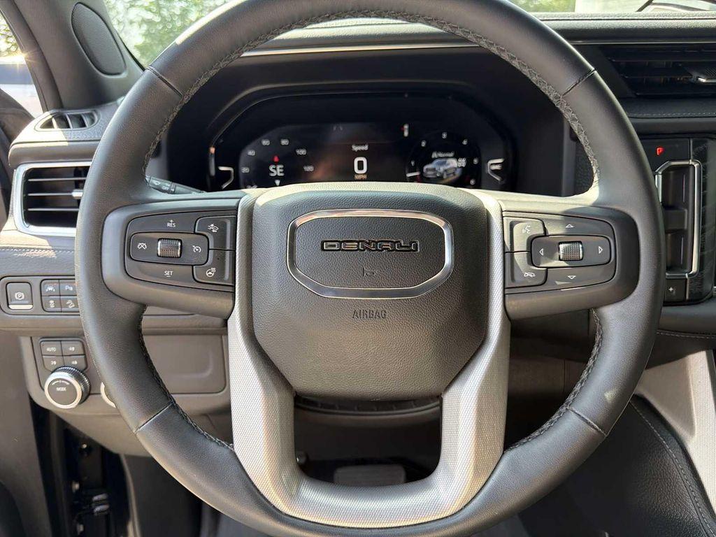 used 2023 GMC Yukon XL car, priced at $62,661