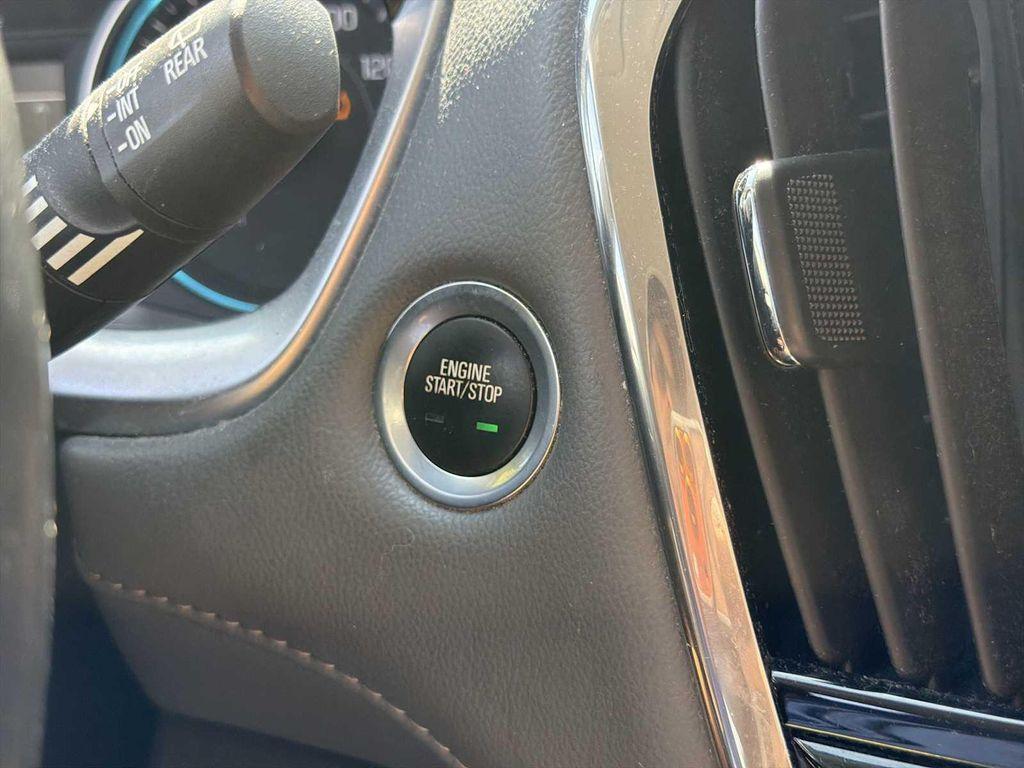used 2018 Chevrolet Traverse car, priced at $14,832