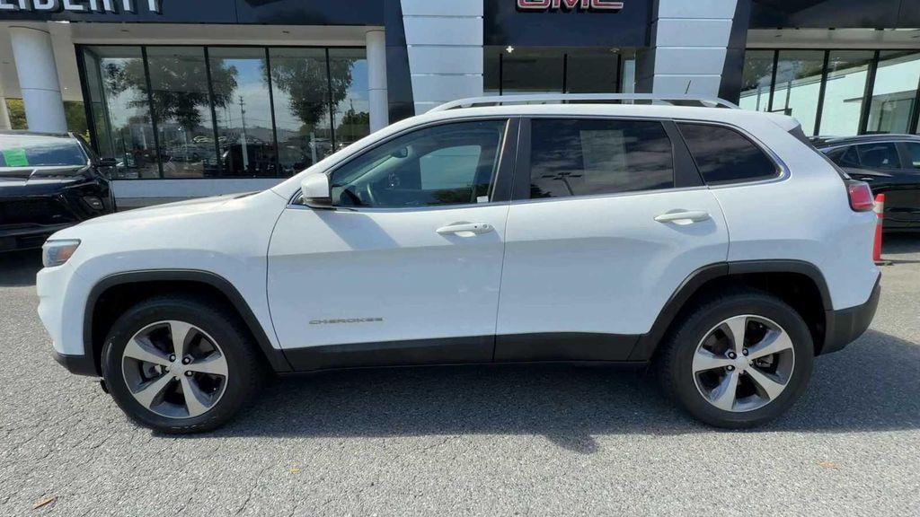 used 2020 Jeep Cherokee car, priced at $17,985