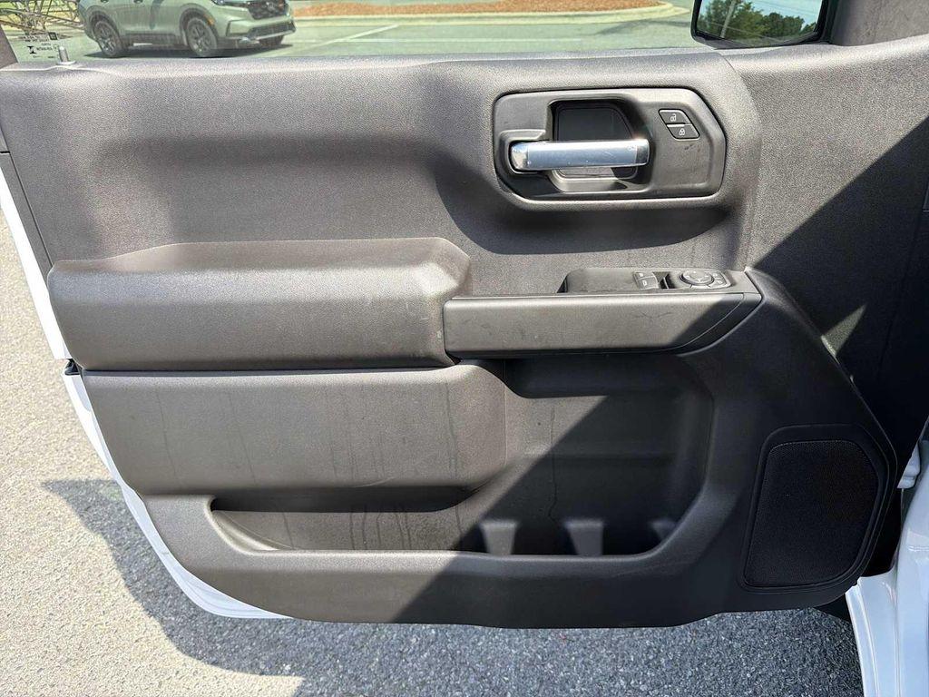 new 2026 GMC Sierra 1500 car, priced at $48,580