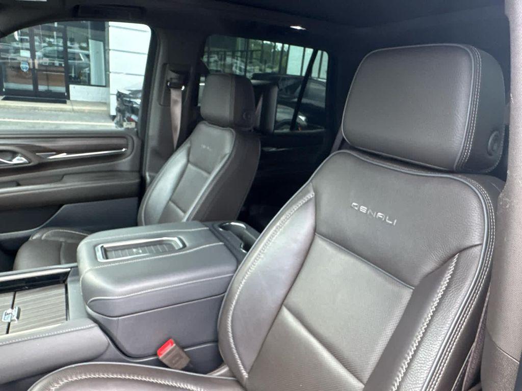 used 2023 GMC Yukon car, priced at $66,647