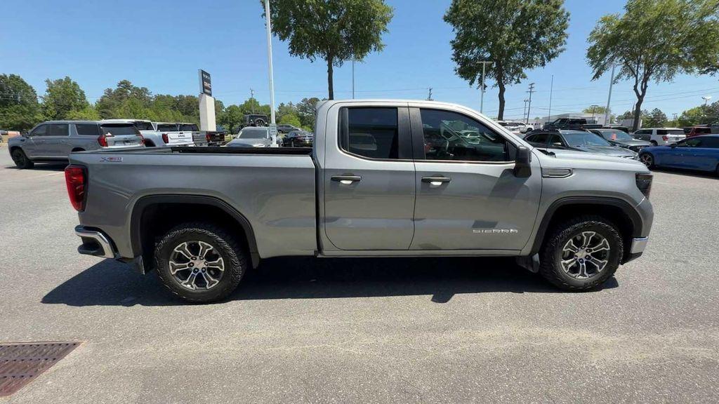 used 2023 GMC Sierra 1500 car, priced at $35,907