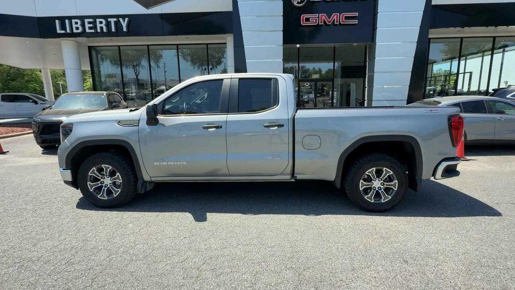 used 2023 GMC Sierra 1500 car, priced at $35,907