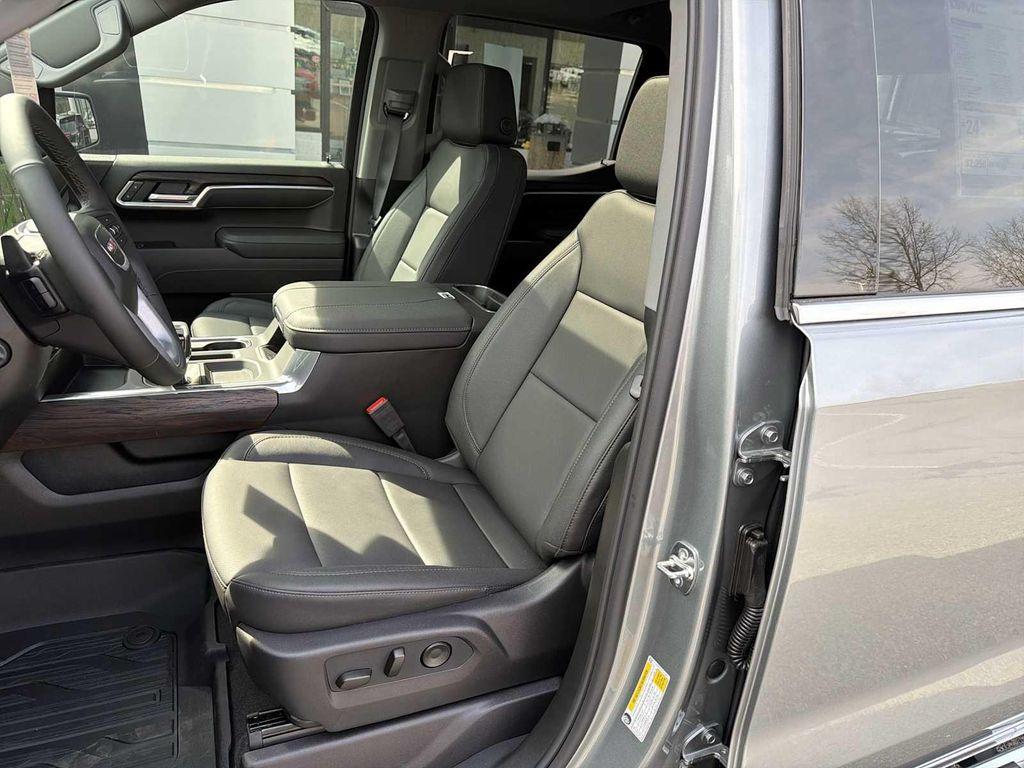 new 2026 GMC Sierra 1500 car, priced at $67,335