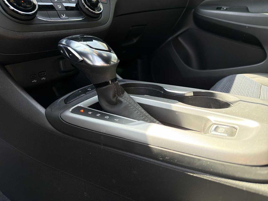 used 2024 Buick Envista car, priced at $22,832