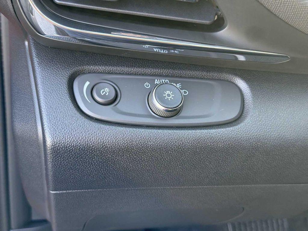 new 2026 Buick Envista car, priced at $27,824