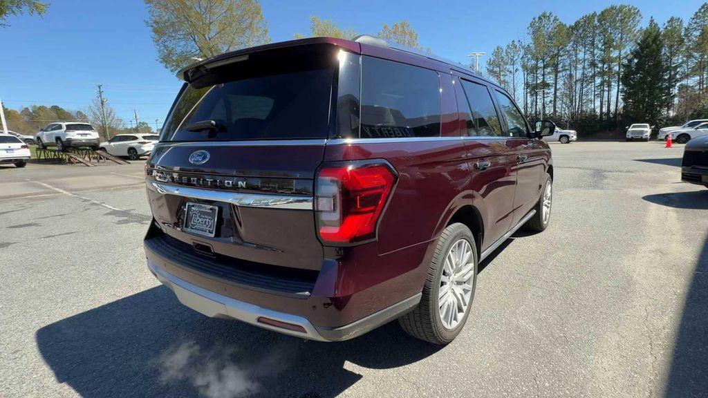 used 2024 Ford Expedition car, priced at $53,585