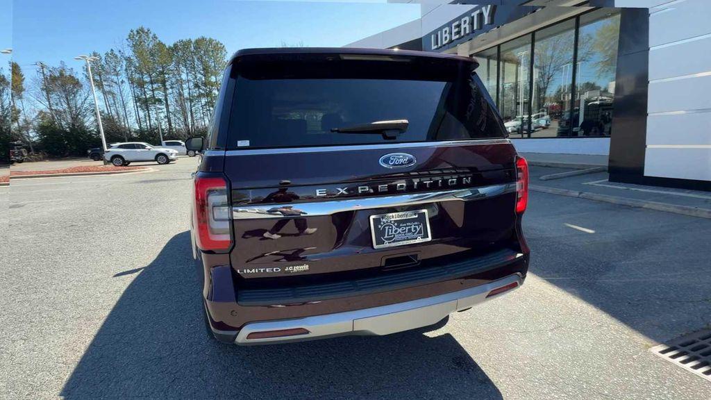 used 2024 Ford Expedition car, priced at $53,585