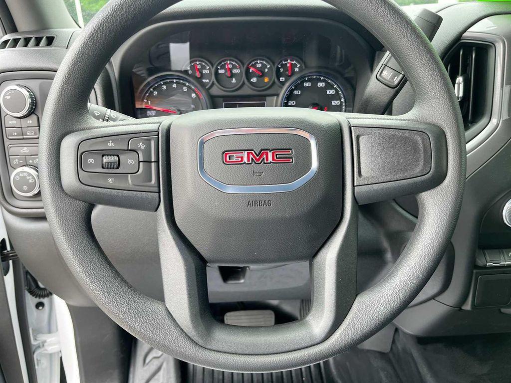 used 2024 GMC Sierra 1500 car, priced at $43,923