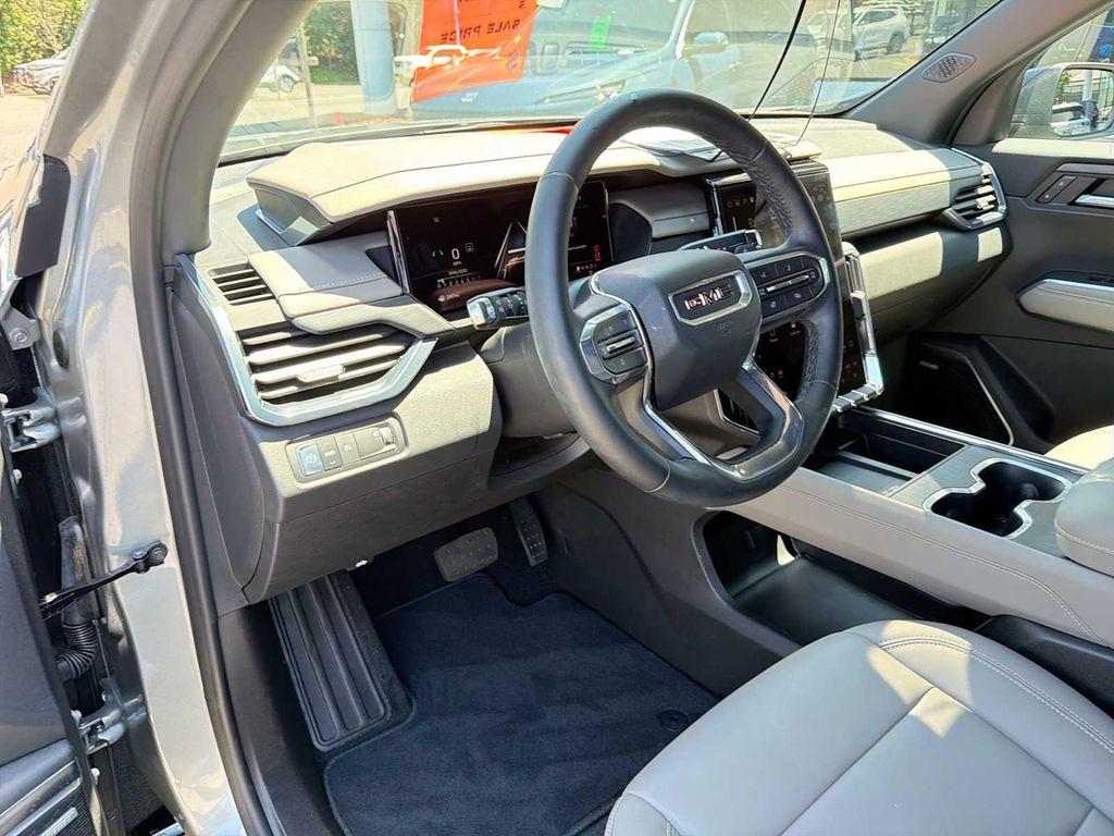 used 2026 GMC Acadia car, priced at $43,863
