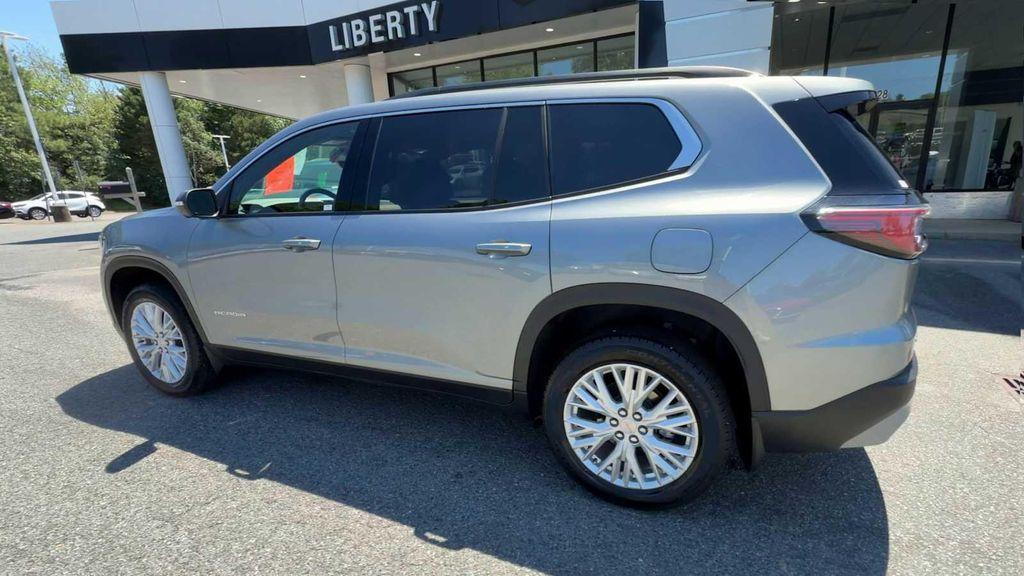 used 2026 GMC Acadia car, priced at $43,863