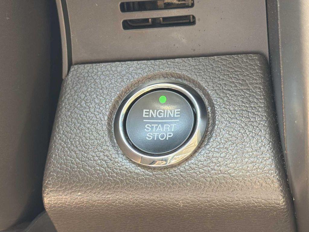 used 2021 Ford Expedition car, priced at $37,523