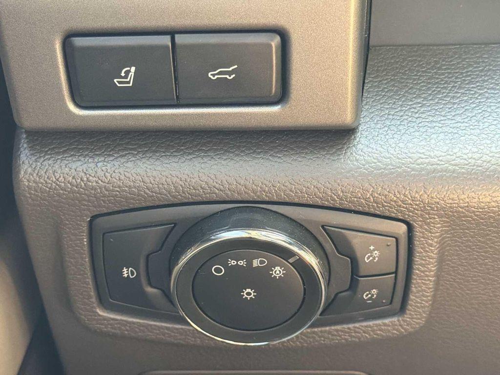 used 2021 Ford Expedition car, priced at $37,523